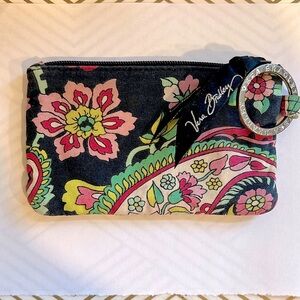 🔥Vera Bradley Pink and Green Clutch with Floral Patterns🔥